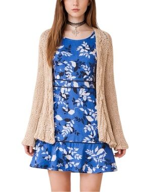 Maggy London Petite 8P Blue Floral Fit & Flare Dress NWT Wedding Guest